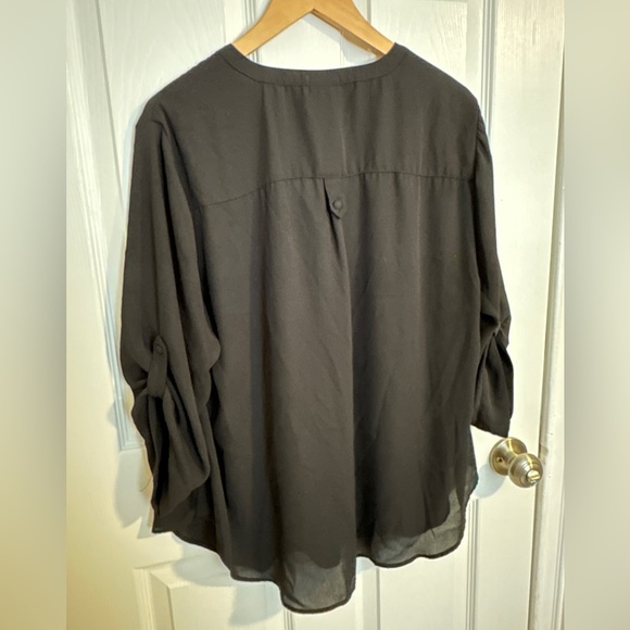 Torrid Harper Black blouse size 1 - Picture 2 of 6